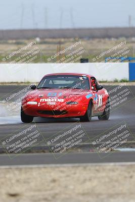 media/Mar-16-2025-CalClub SCCA (Sun) [[e72803ec8c]]/Group 5/Qualifying (Turn 1)/